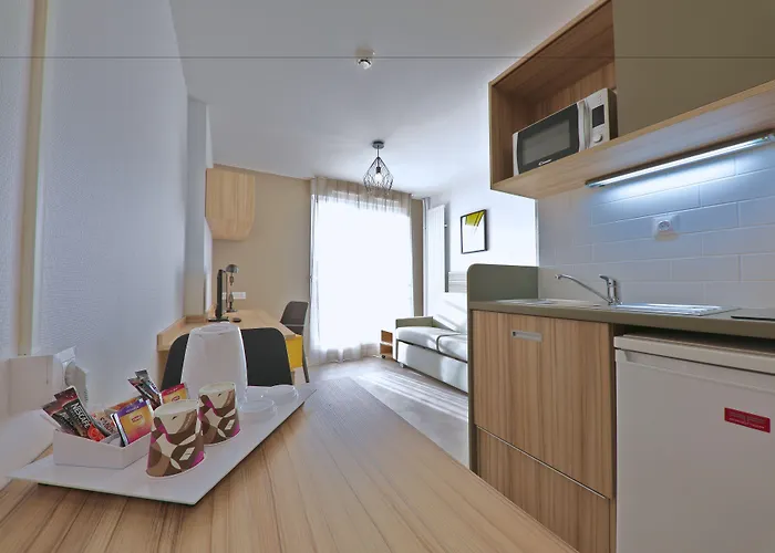 Apparteo Aparthotel 3*