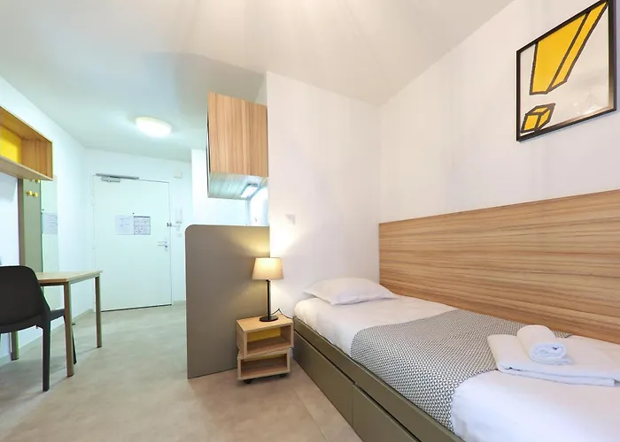 Apparteo Aparthotel 3*